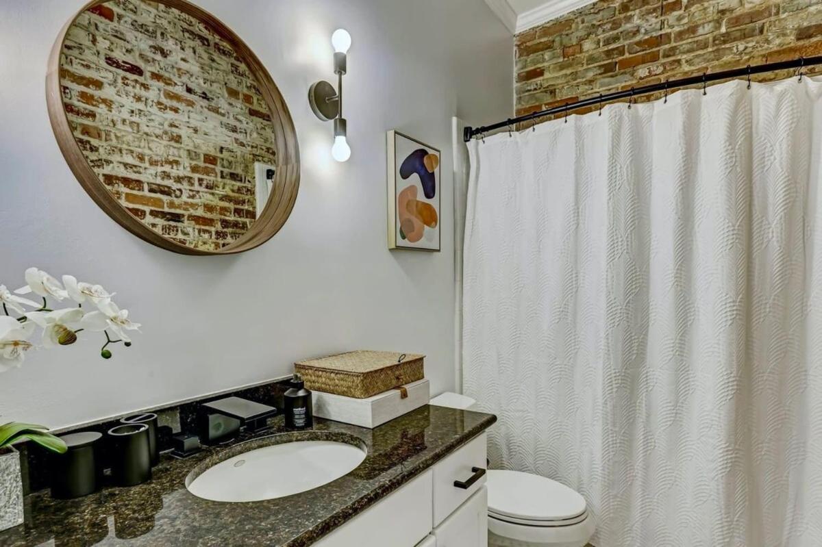 West End Loft - Downtown 5 Min Walk To River St Savannah Kültér fotó